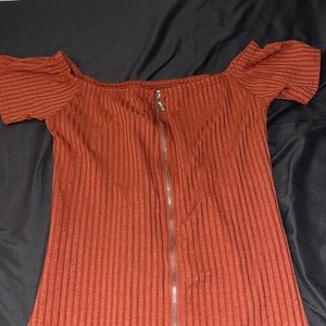 Auburn color, off/on the shoulder dress.